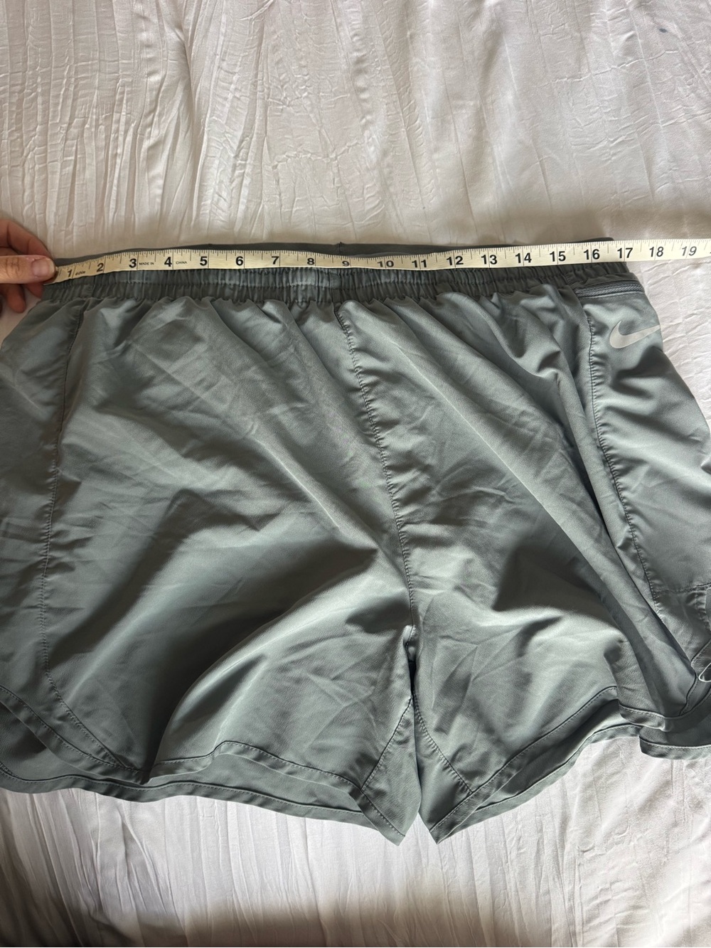 Nike Women’s Dri-Fit Running Shorts Size XL - Picture 4 of 5